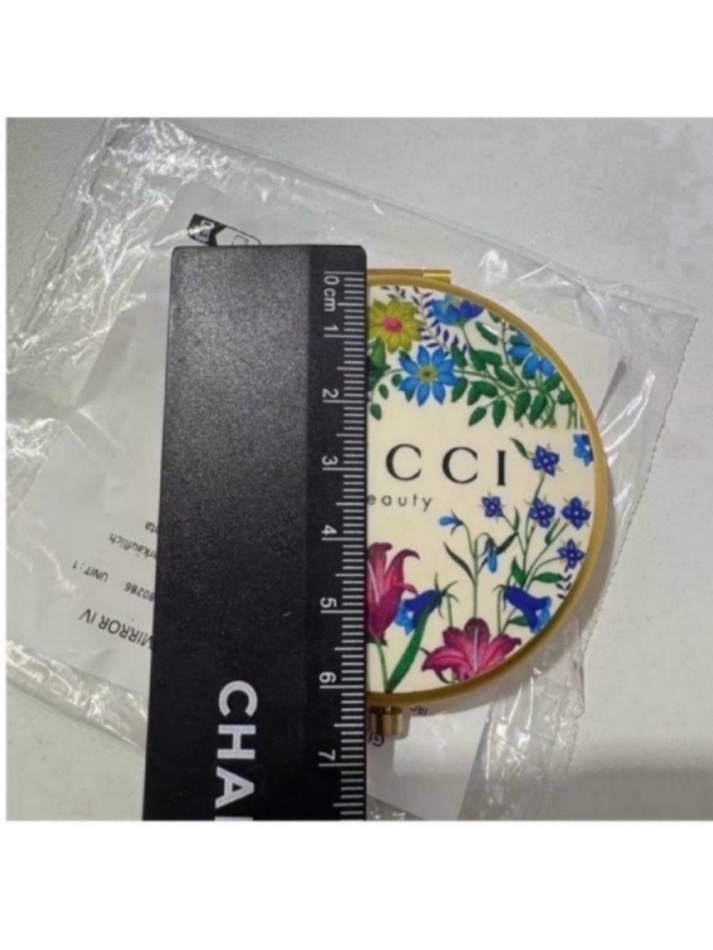 Gucci beauty mirror - Picture 6 of 6